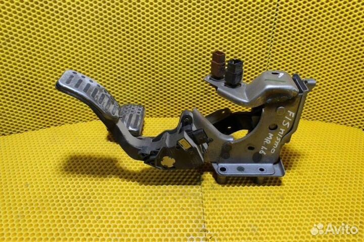 Педаль газа Nissan Juke