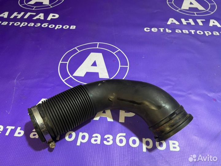 Патрубок воздушного фильтра Opel Astra J A16XER