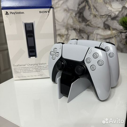 Зарядная станция ps5 Dualsense Б/У