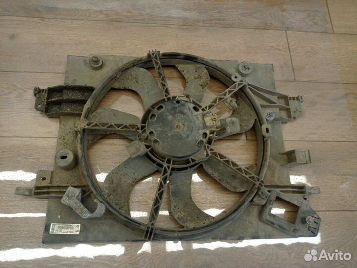 Диффузор радиатора Renault Logan 2 седан K7MA812