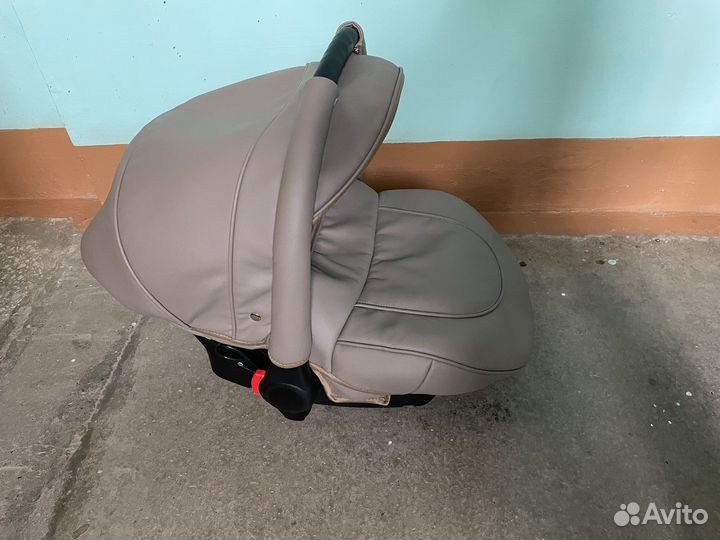 Деская коляска 3 в 1