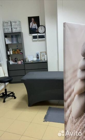 Скульптурирующий массаж лица