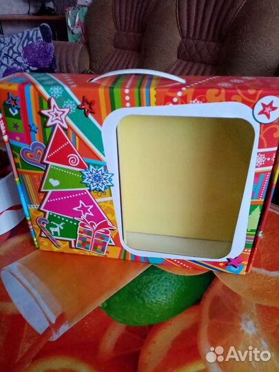 Коробка подарочная