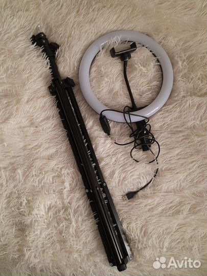 Кольцевая лампа