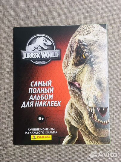 Новые альбомы для наклеек Panini.Динозавры,зооплан