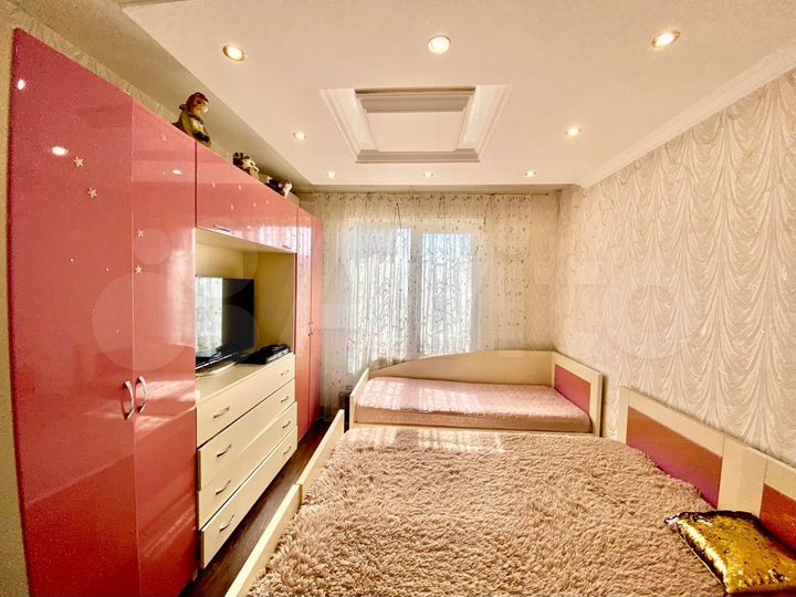 4-к. квартира, 90 м², 7/9 эт.