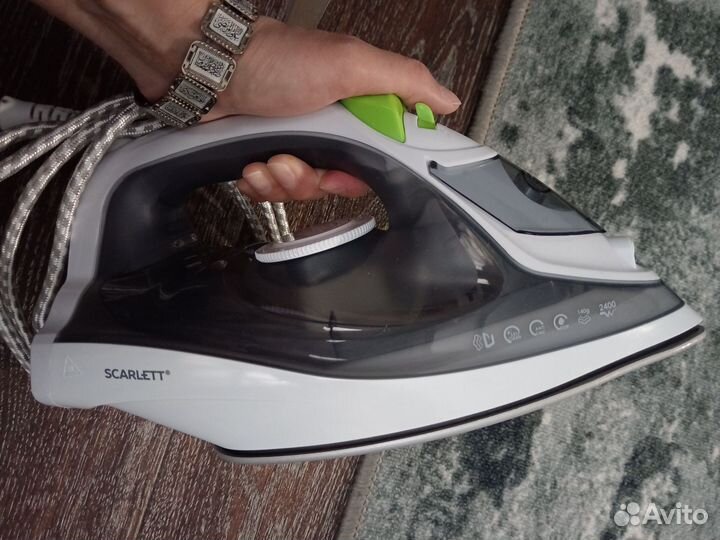 Утюг scarlett