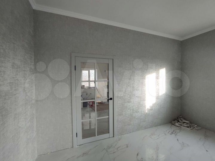 Дом 170 м² на участке 5 сот.