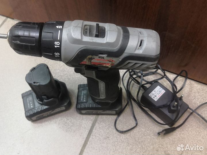 Шуруповерт Metabo 12v