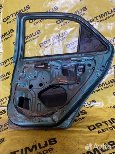 Задняя правая дверь Geely Mk