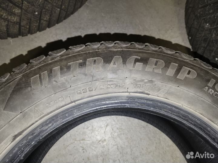 Goodyear UltraGrip Ice Arctic SUV 235/65 R17