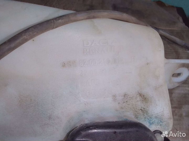 Бачок омывателя Renault Logan 1