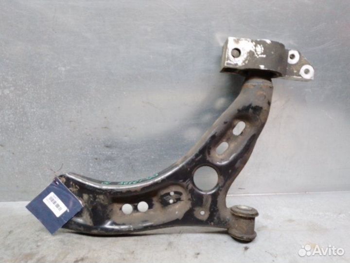 Рычаг передний правый Skoda Octavia (A5 1Z)
