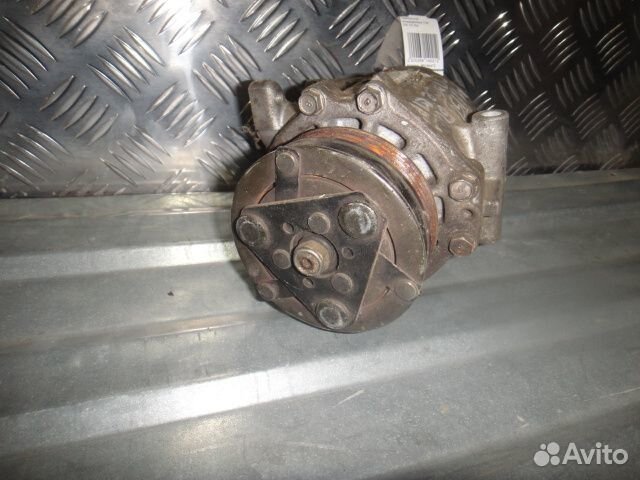 Компрессор кондиционера Colt (04-12) б/у