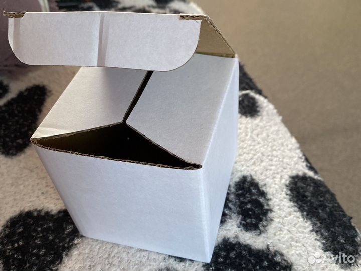 Подарочная коробка -упаковка