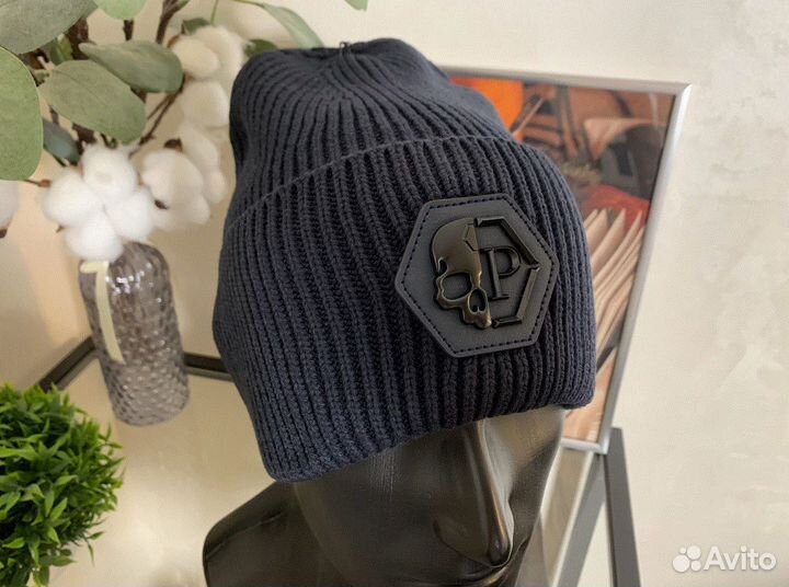 Шапка Philipp Plein с металлическим черепом