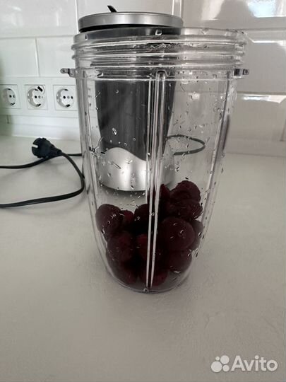 Блендер (электроэкстрактор) NutriBullet NB-101B