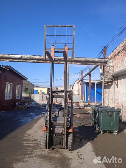 Вилочный погрузчик Toyota 02-7FD15, 2006