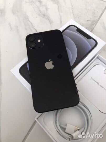 iPhone 12, 64 ГБ
