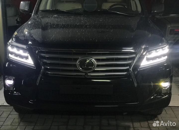 Фары Lexus LX570 стиль 2020 года