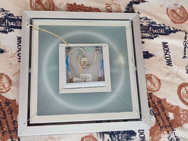 Светильник потолочный