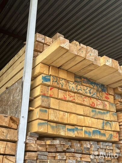 Брус обрезной200х200х6000 мм