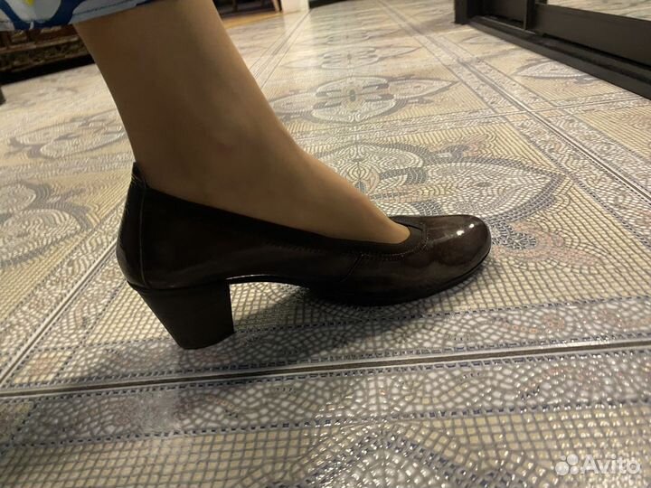 Туфли женские 39 размер