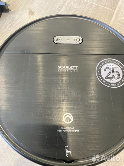 Робот пылесос scarlett