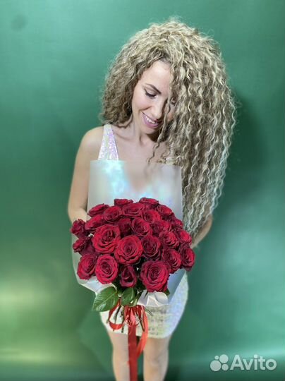 25 красных роз с доставкой в Севастополе