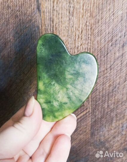 Скребок гуаша массажёр для лица