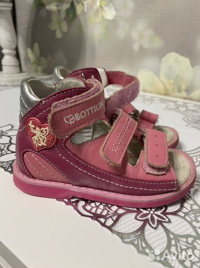 Ортопедические сандали 25 на девочку