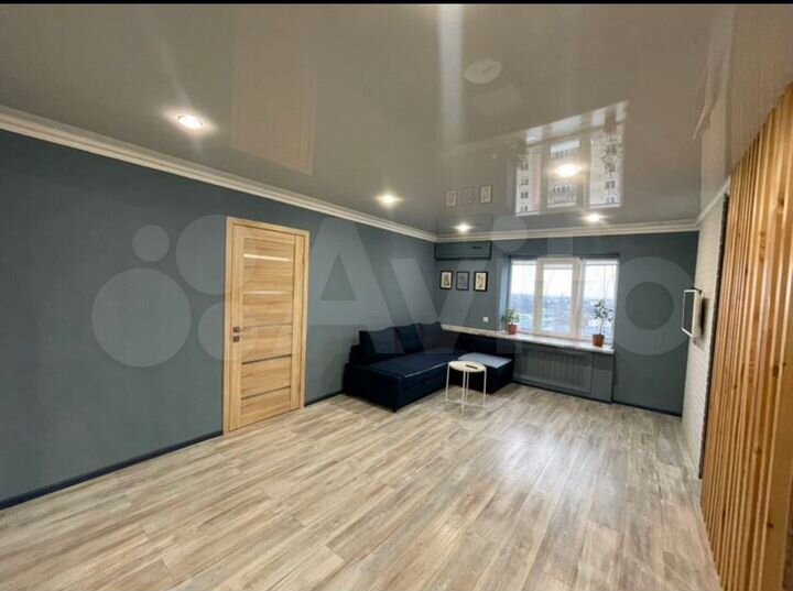 2-к. квартира, 55 м², 9/9 эт.