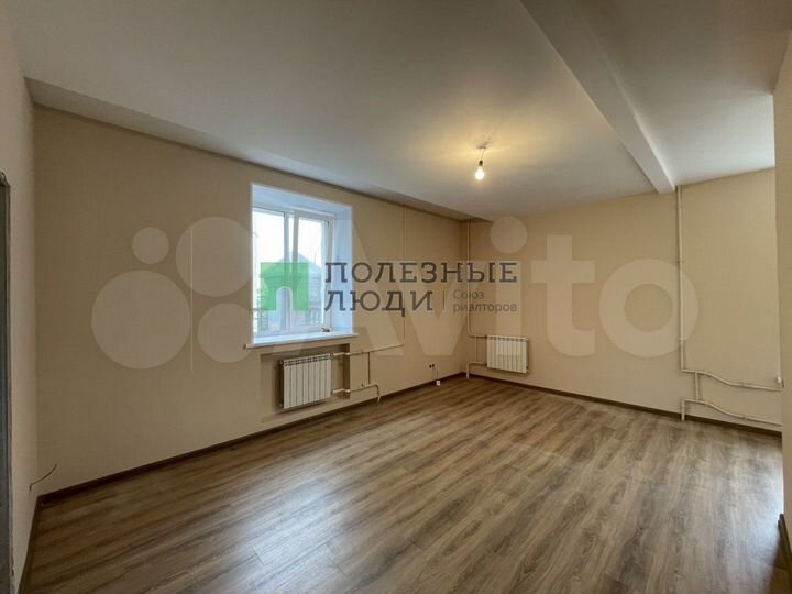 3-к. квартира, 67 м², 1/5 эт.