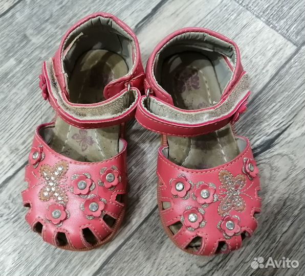 Сандали для девочки