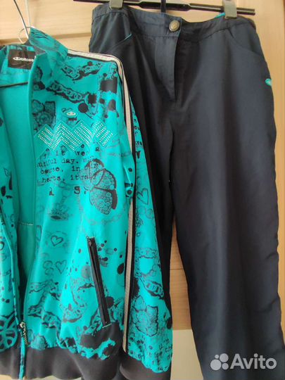 Женский спортивный костюм