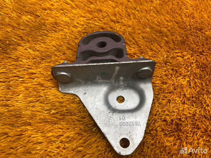 Подушка глушителя Bmw 5-Series F10 N20B20B 2013