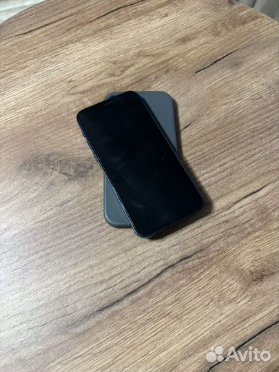 iPhone 12, 64 ГБ