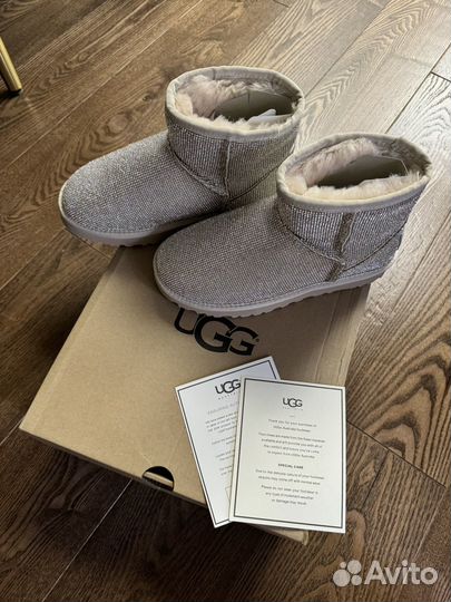 Угги Ugg женские оригинал со стразами