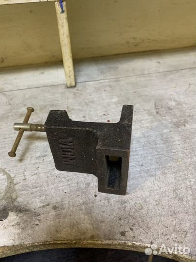 Финагкль с наковальней