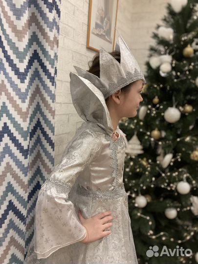 Костюм снежная королева 128