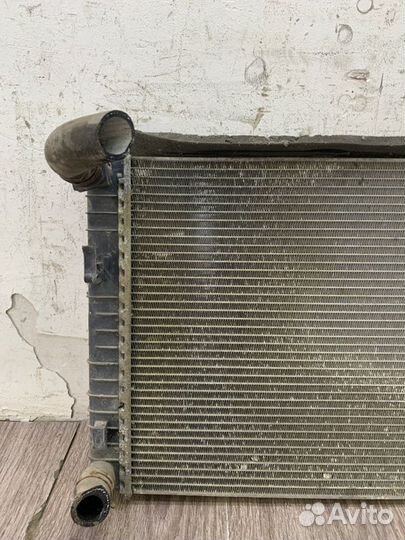 Радиатор двс Ford Fiesta F6JA 2003