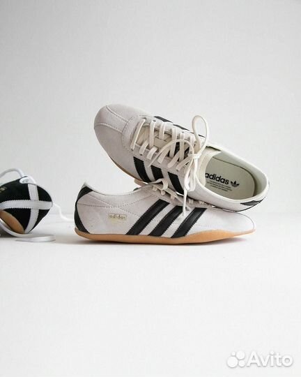 Adidas Tokyo Black and white