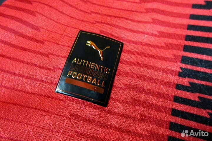 Форма Милан