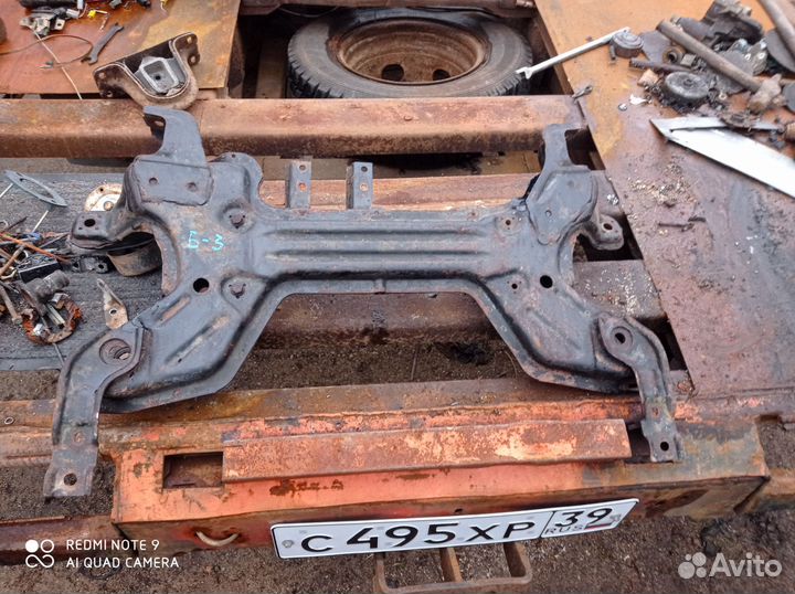 Подрамник передний пассат б3