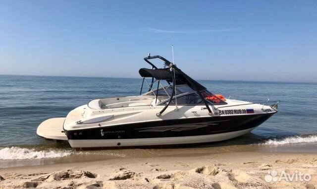 Катер Bayliner 652