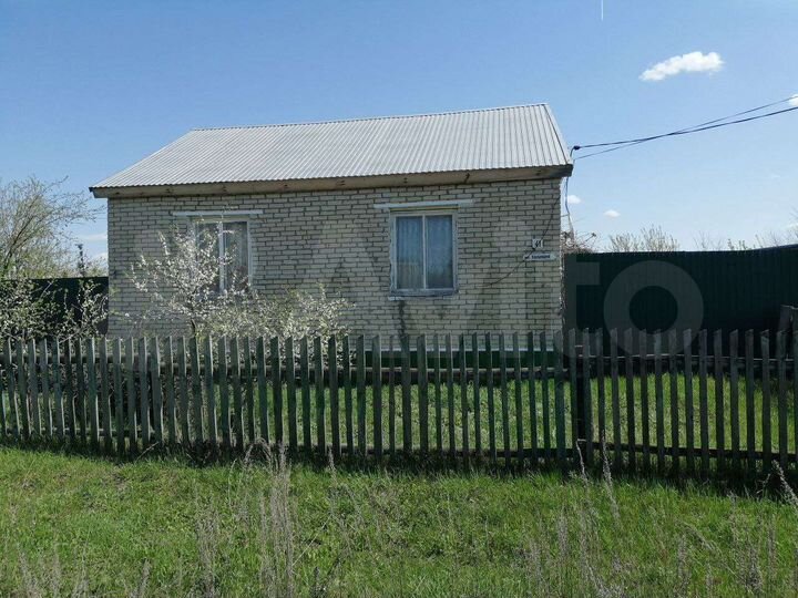 Дом 50 м² на участке 12 га