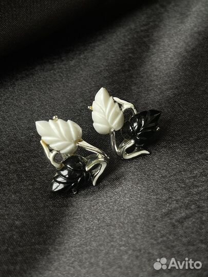 Винтовые серьги США