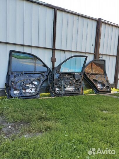 Двери Mercedes W210 E-класс седан