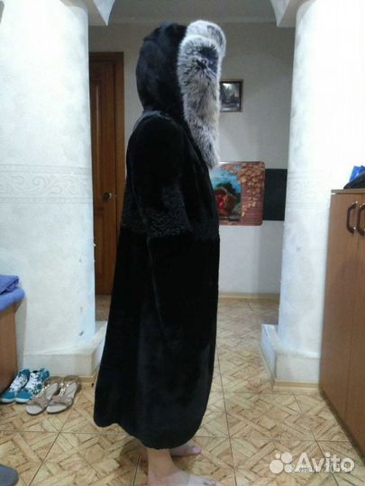 Продам мутоновую шубу
