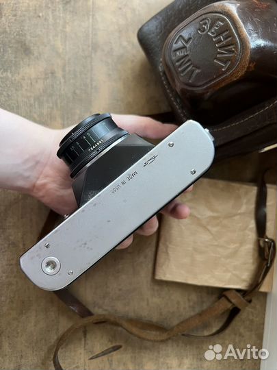 Плёночный фотоаппарат Зенит-Е